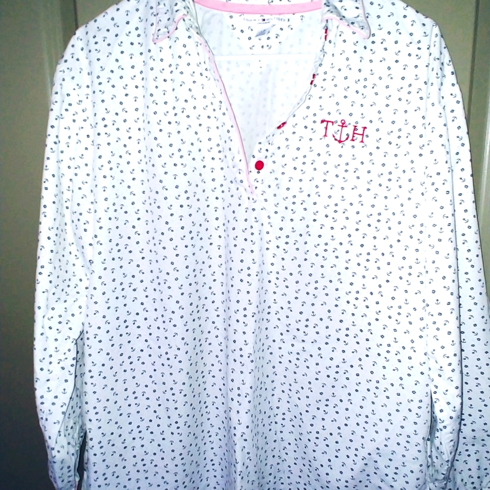 Tommy Hilfiger sleep wear long sleeve's new never worn.